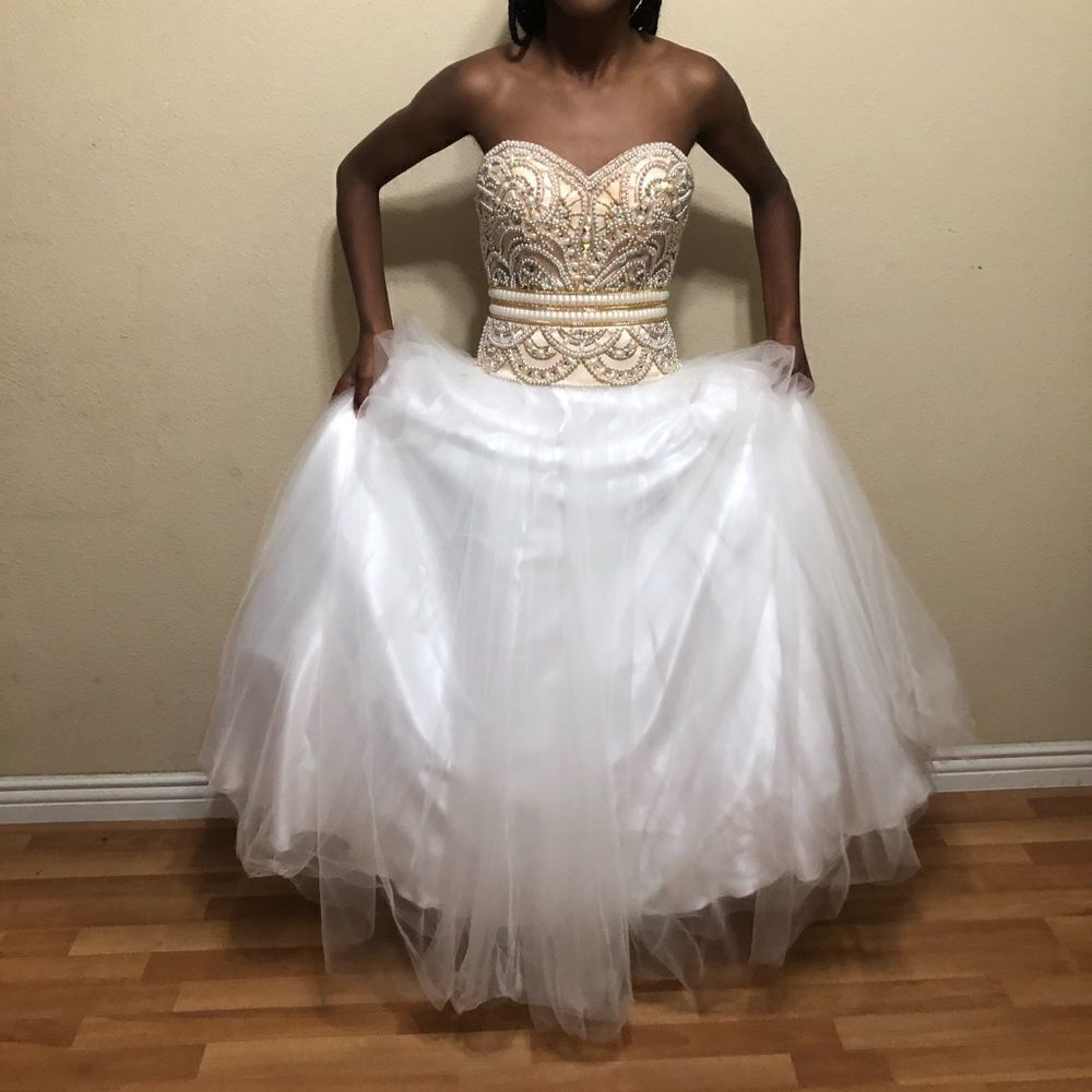 Madison James Strapless Prom Dress Size 2 - Picture 6 of 16